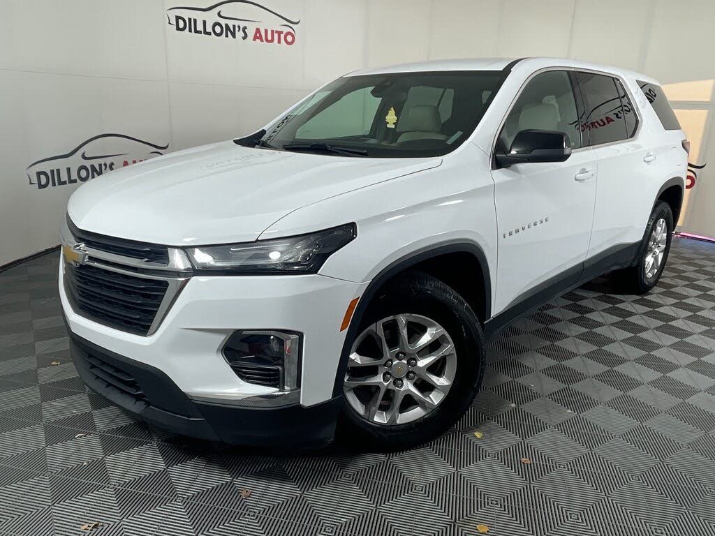 2022 Chevrolet Traverse LS AWD