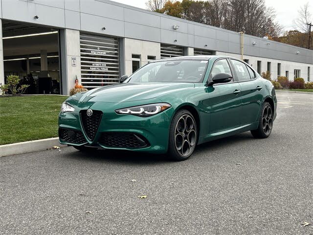 2025 Alfa Romeo Giulia Intensa AWD