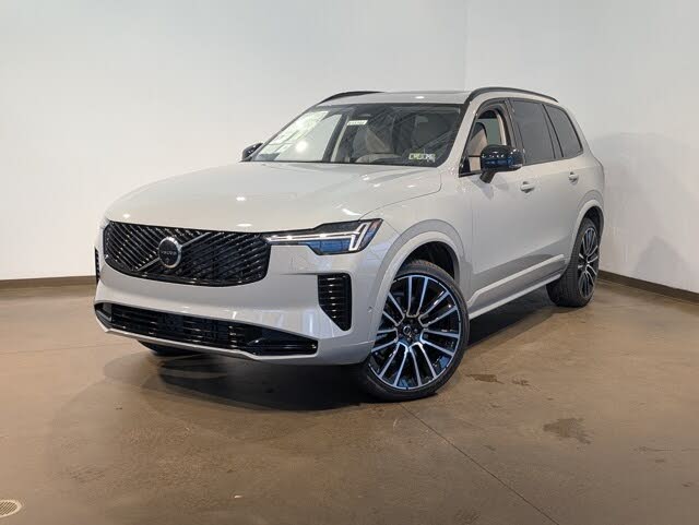 2026 Volvo XC90 B6 Ultra Dark 7-Passenger AWD
