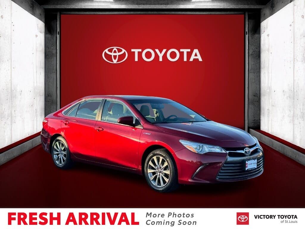 2017 Toyota Camry Hybrid XLE FWD