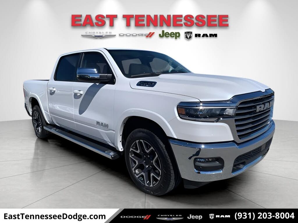 2025 RAM 1500 Laramie Crew Cab 4WD