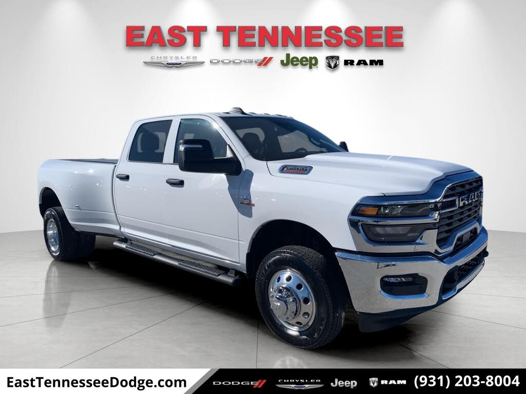 2026 RAM 3500 Tradesman Crew Cab LB DRW 4WD