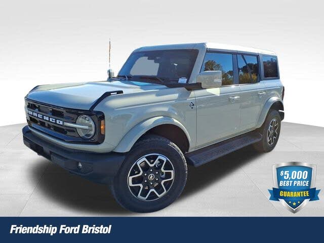 2025 Ford Bronco Outer Banks 4-Door 4WD