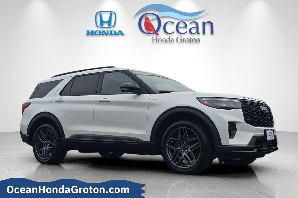 2025 Ford Explorer ST-Line AWD