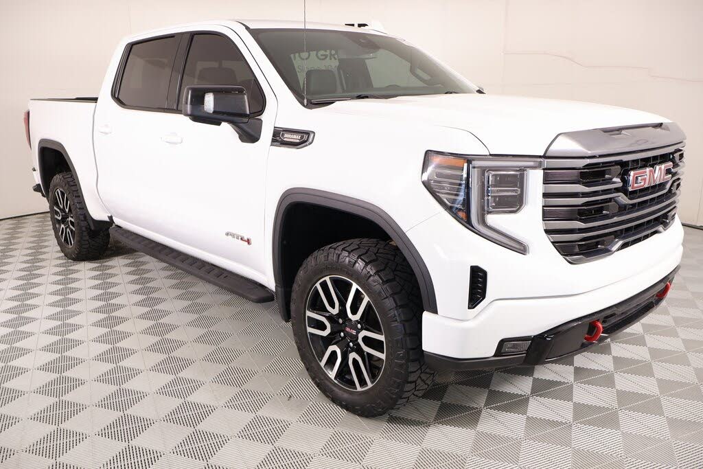 2022 GMC Sierra 1500 AT4 Crew Cab 4WD
