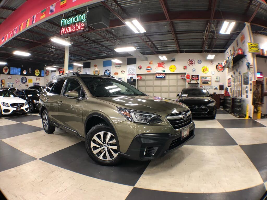Subaru Outback Touring Wagon AWD 2022