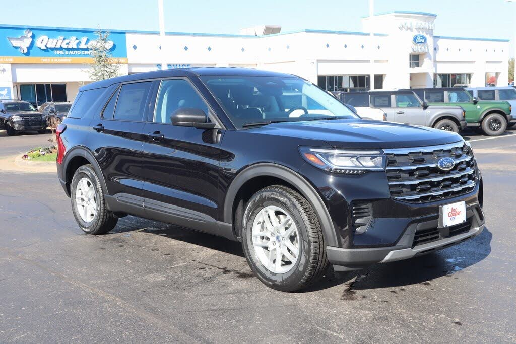 2026 Ford Explorer Active RWD