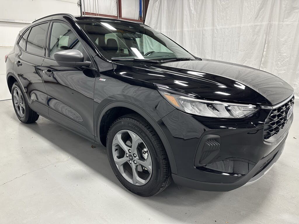 2025 Ford Escape ST-Line AWD