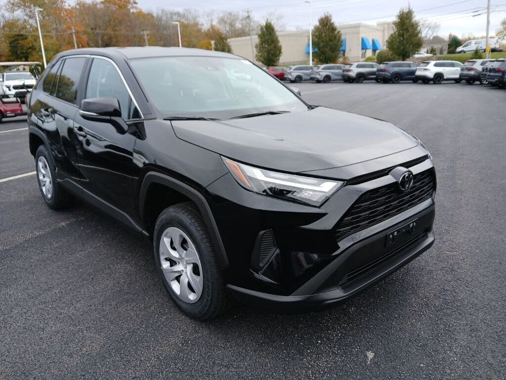 2025 Toyota RAV4 LE AWD