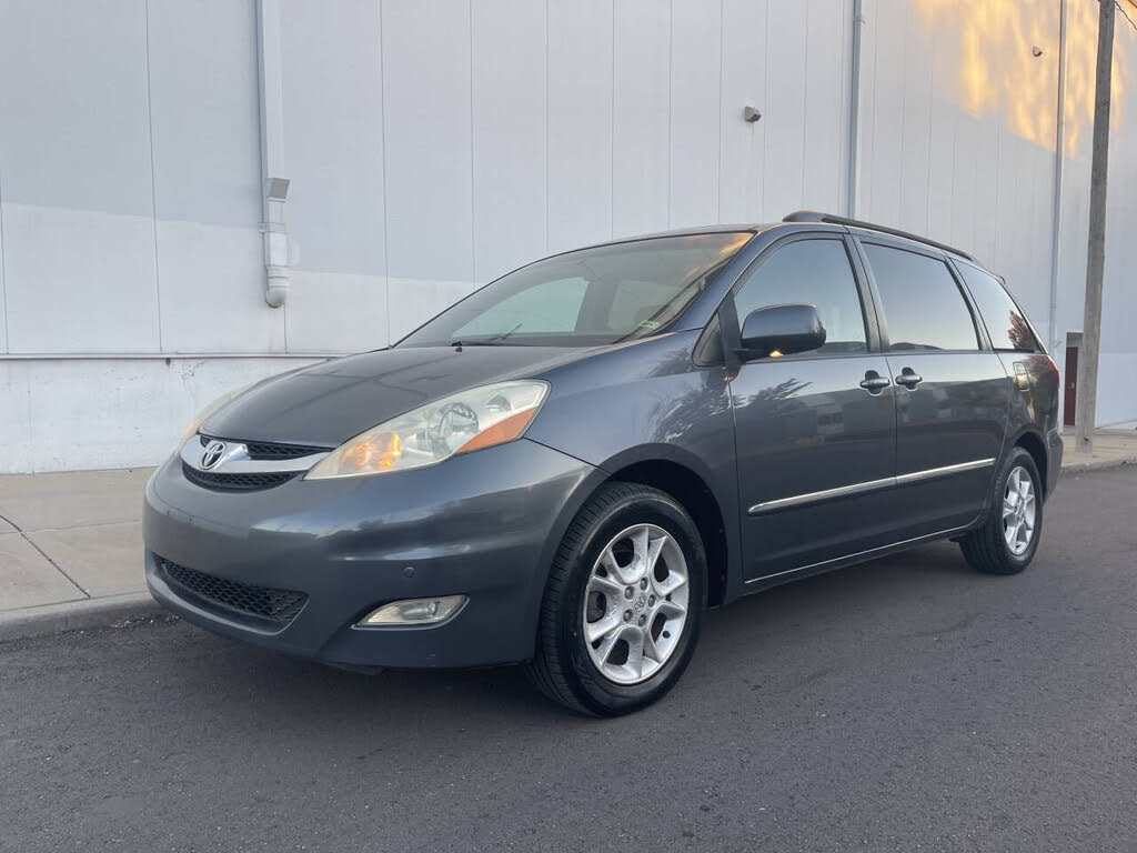 2006 Toyota Sienna XLE Limited 7-Passenger