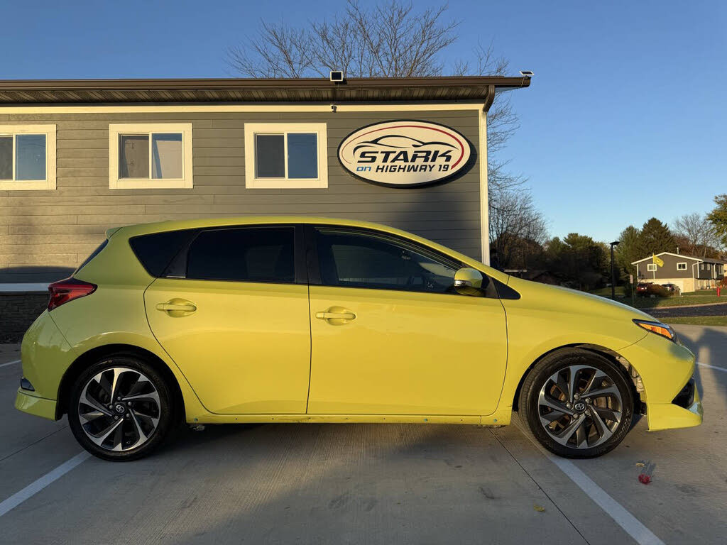 2016 Scion iM Base