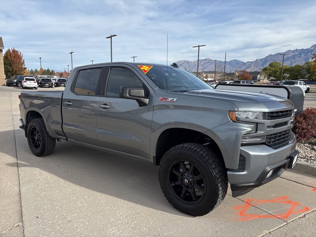 2020 Chevrolet Silverado 1500 RST Crew Cab 4WD