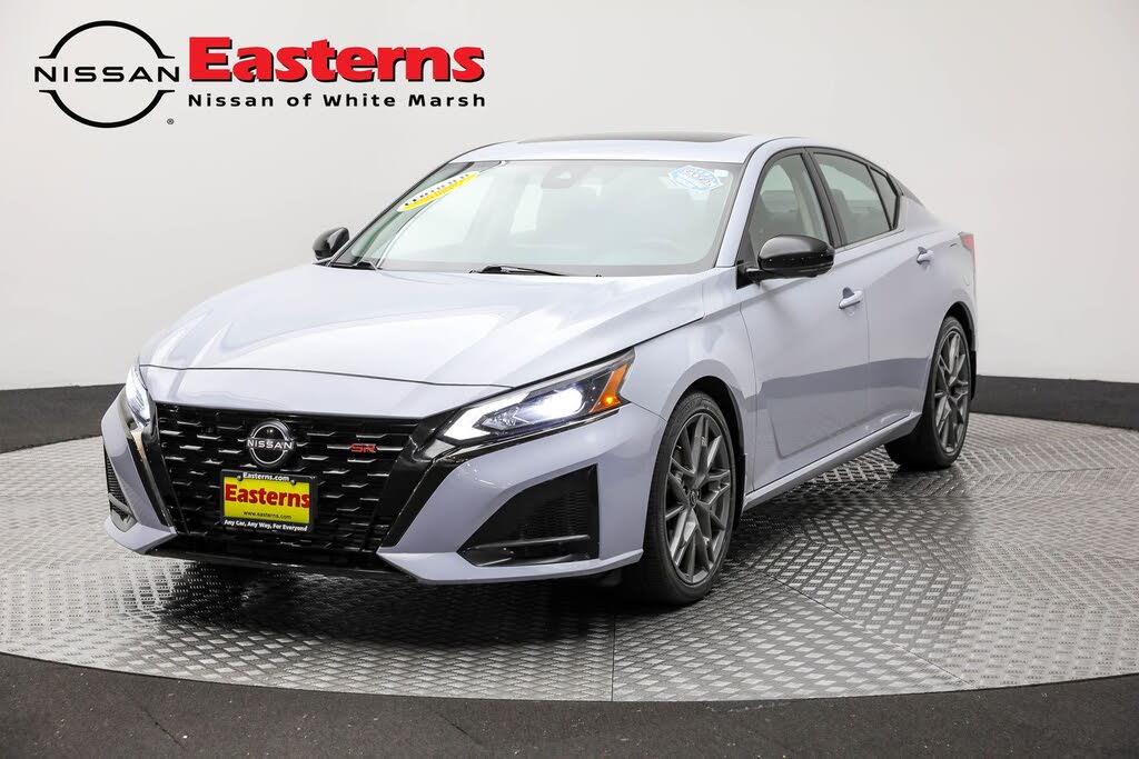 2023 Nissan Altima 2.0 SR FWD