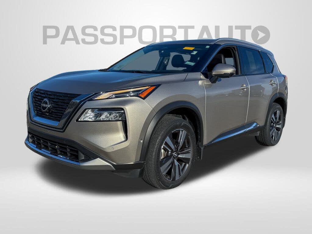 2023 Nissan Rogue Platinum FWD