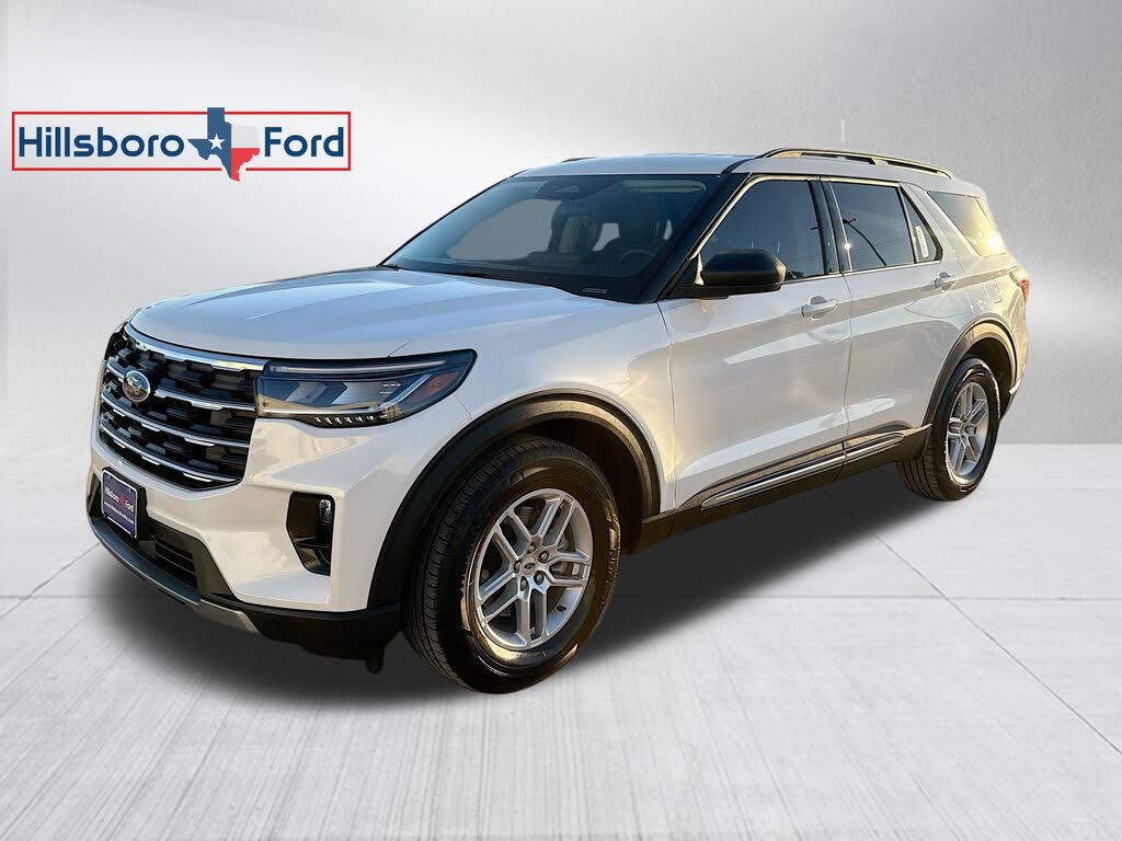 2025 Ford Explorer Active RWD