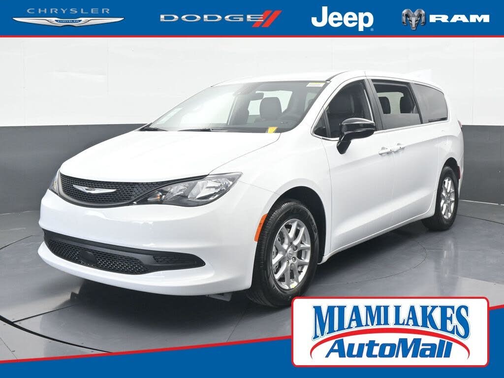 2026 Chrysler Voyager LX FWD