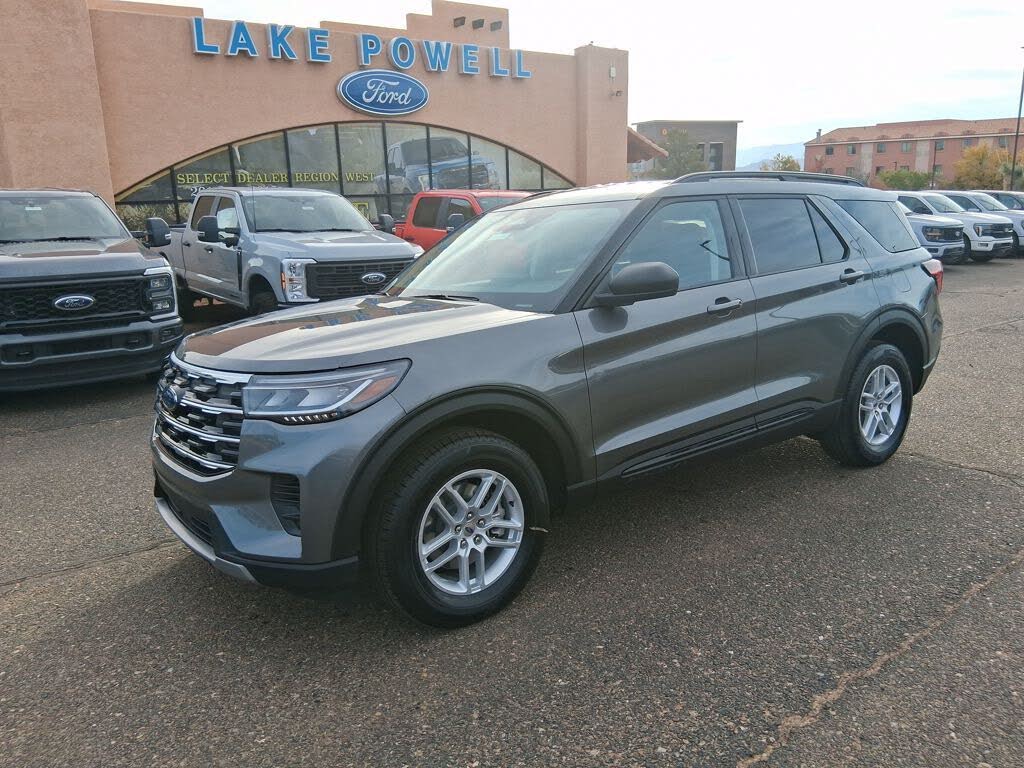 2026 Ford Explorer Active AWD