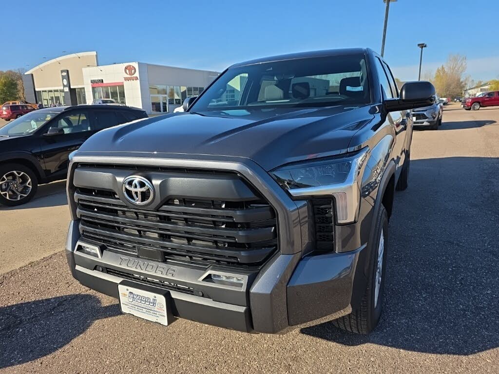 2026 Toyota Tundra SR5 CrewMax Cab 4WD