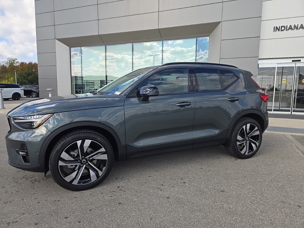 2026 Volvo XC40 B5 Ultra AWD