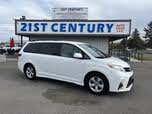 Toyota Sienna LE 7-Passenger FWD with Auto-Access Seat