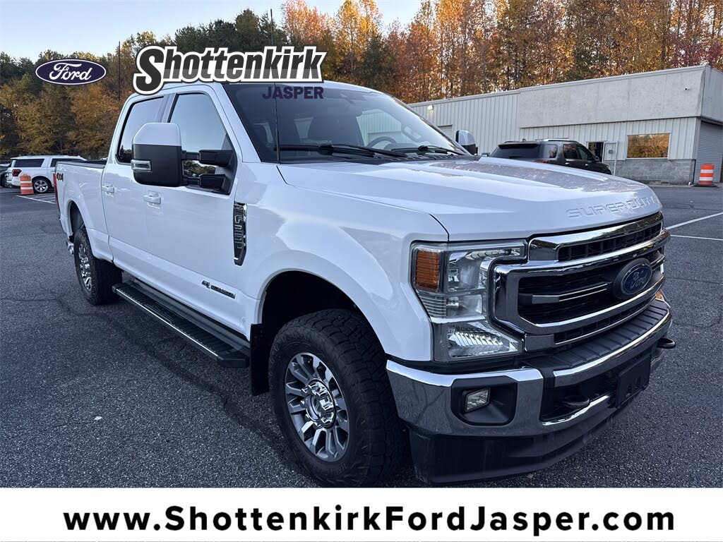 2022 Ford F-250 Super Duty Lariat Crew Cab 4WD
