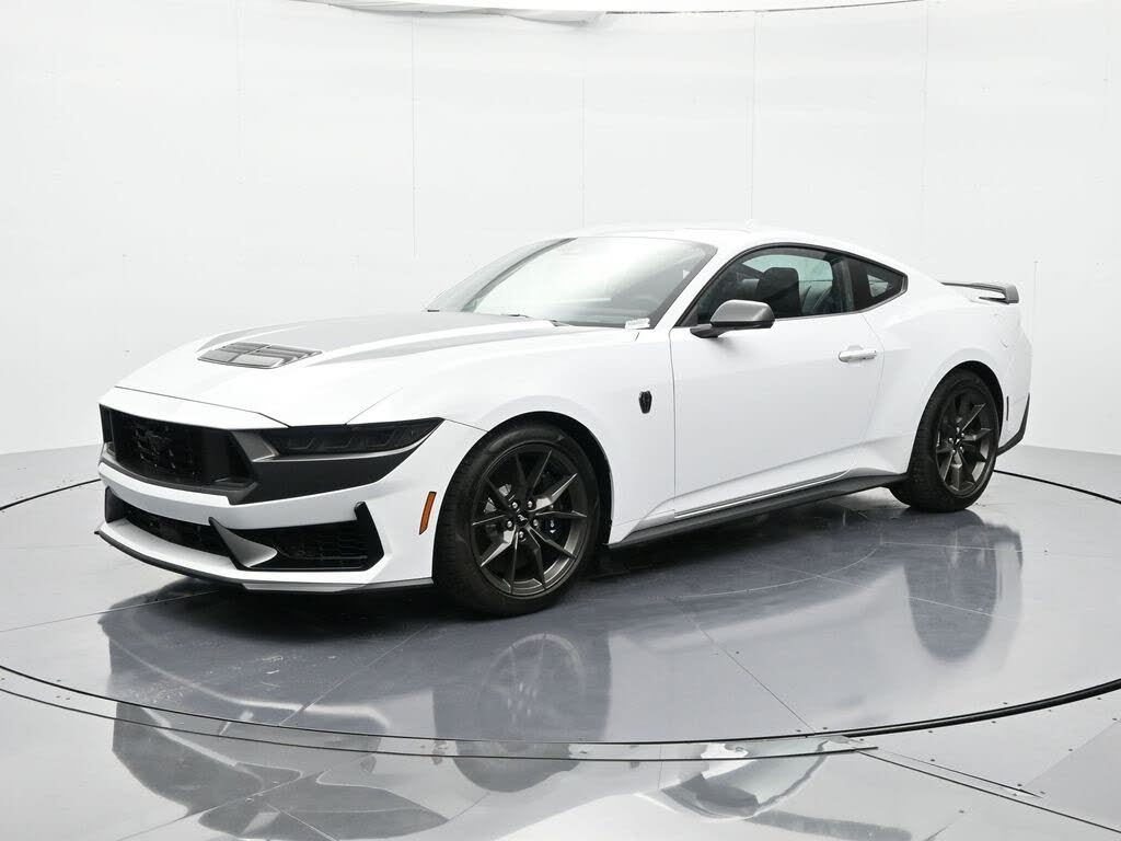 2025 Ford Mustang Dark Horse Fastback RWD