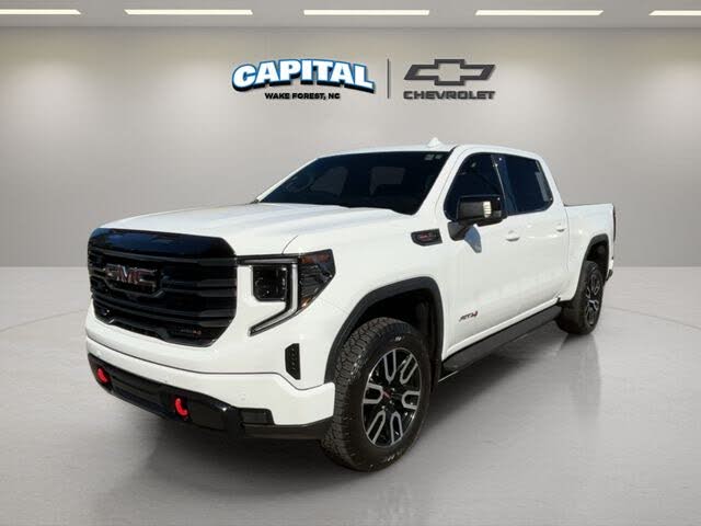 2025 GMC Sierra 1500 AT4 Crew Cab 4WD