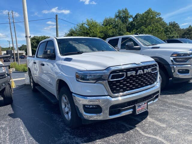 2025 RAM 1500 Big Horn Crew Cab 4WD