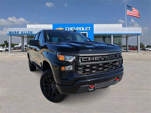 2026 Chevrolet Silverado 1500 Custom Trail Boss Crew Cab 4WD