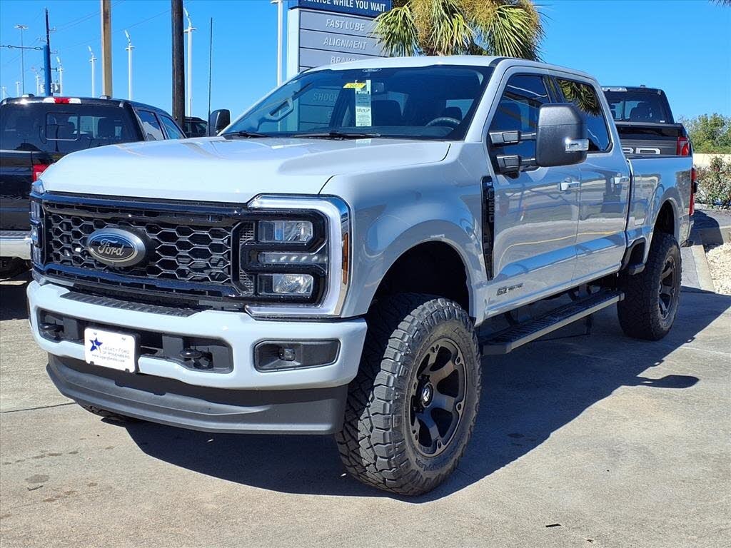 2026 Ford F-250 Super Duty XLT Crew Cab 4WD
