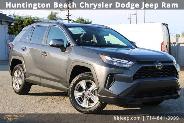 2024 Toyota RAV4 XLE FWD