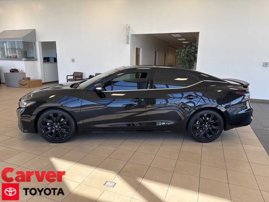 2023 Nissan Maxima SR FWD