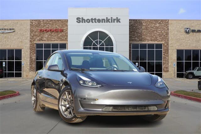 2023 Tesla Model 3 RWD