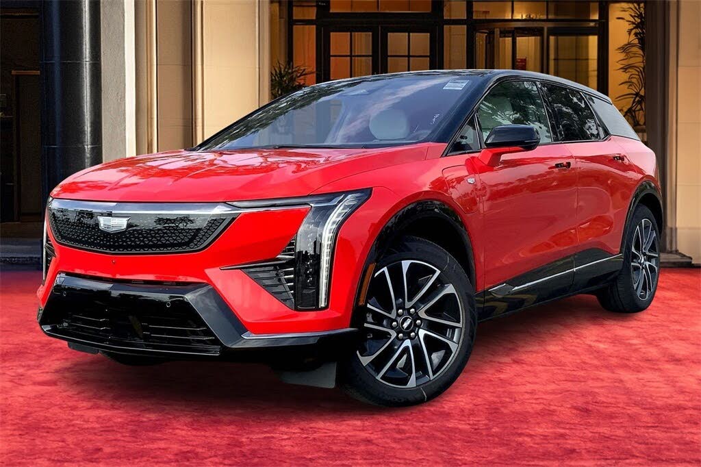 2026 Cadillac OPTIQ Sport RWD