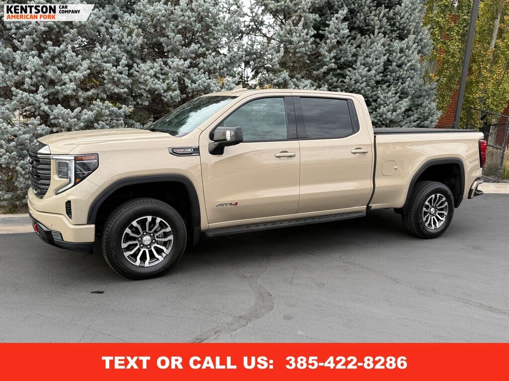 2022 GMC Sierra 1500 AT4 Crew Cab 4WD