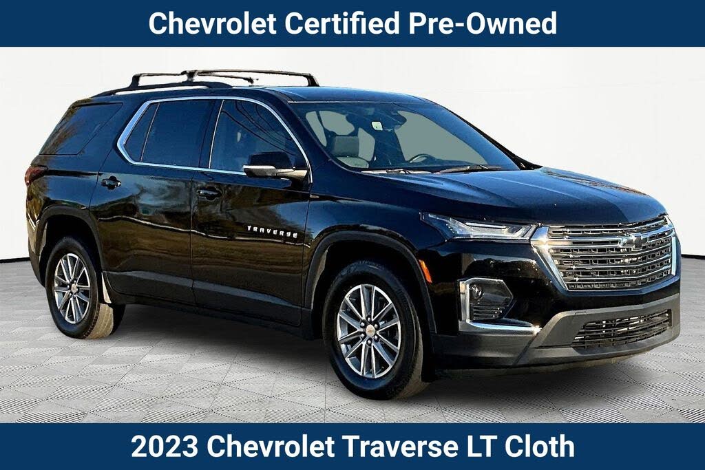 2023 Chevrolet Traverse LT Cloth FWD