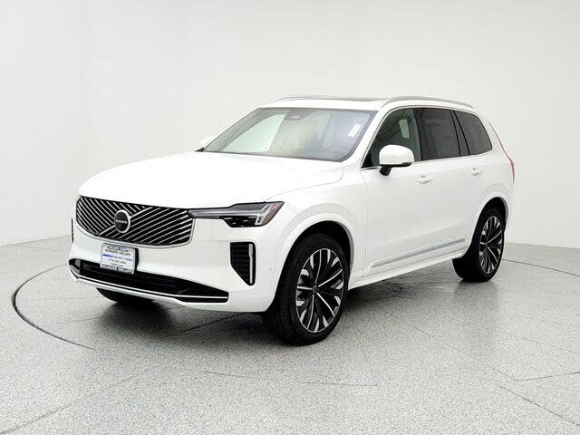 2026 Volvo XC90 B6 Plus 6-Passenger AWD