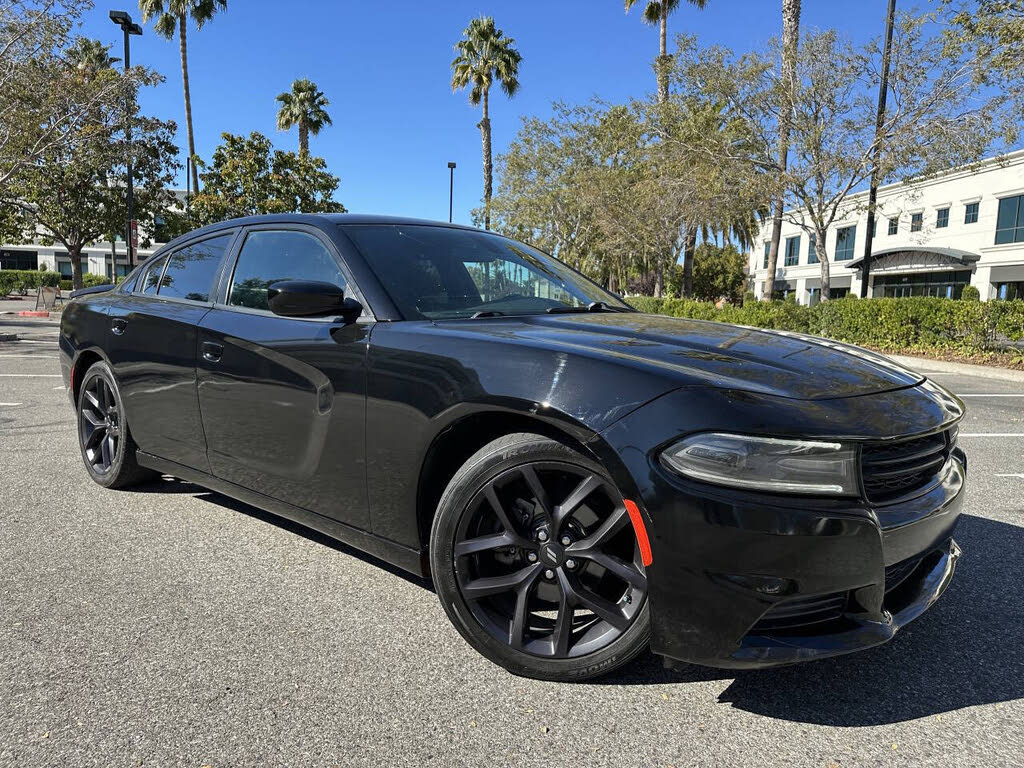 2020 Dodge Charger SXT RWD