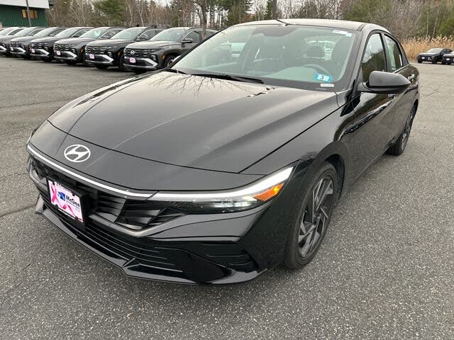 2025 Hyundai Elantra SEL Convenience FWD