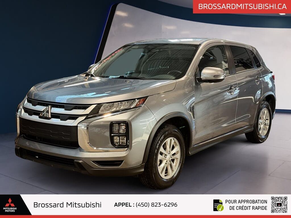 2023 Mitsubishi RVR SE AWC