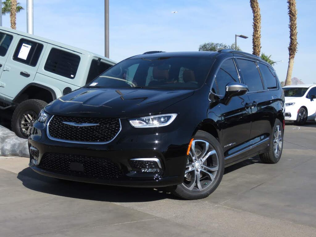 2026 Chrysler Pacifica Pinnacle FWD