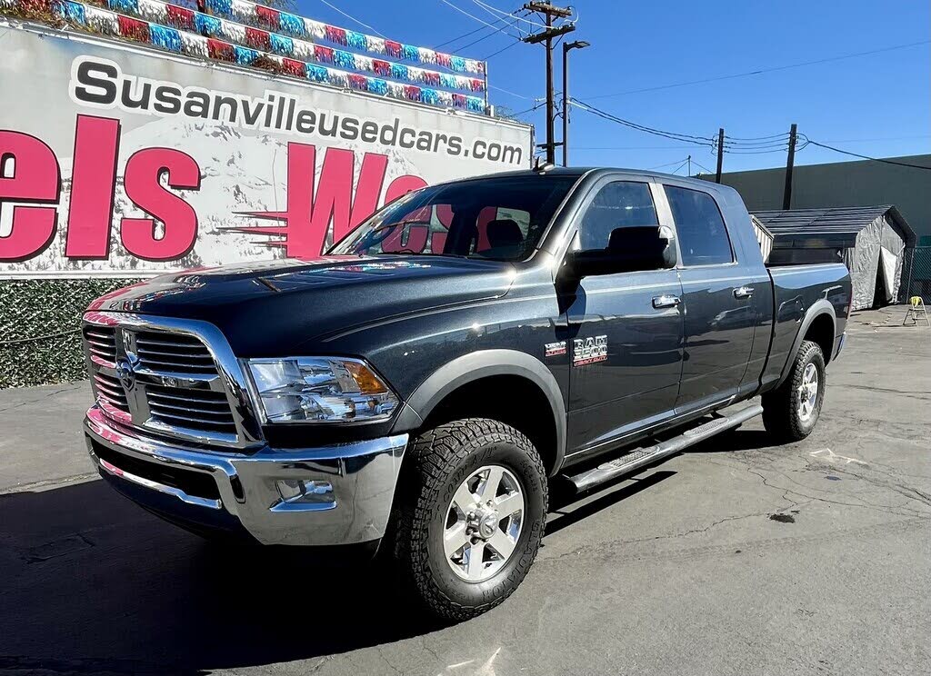 2015 RAM 3500 Big Horn Mega Cab 4WD
