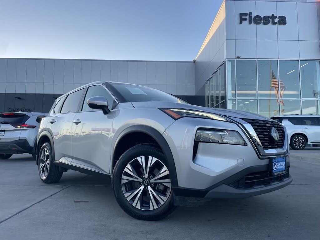 2022 Nissan Rogue SV FWD