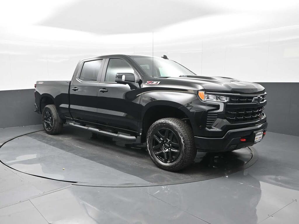 2026 Chevrolet Silverado 1500 LT Trail Boss Crew Cab 4WD