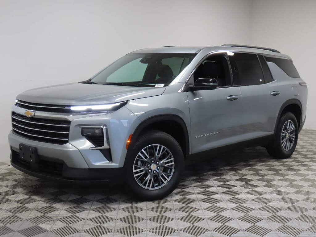 2024 Chevrolet Traverse LT FWD
