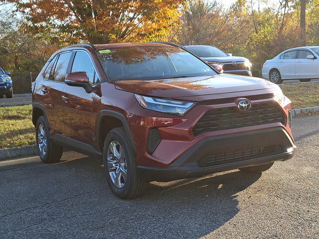 2025 Toyota RAV4 XLE AWD