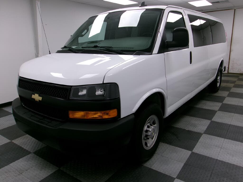2022 Chevrolet Express 3500 LS Extended RWD