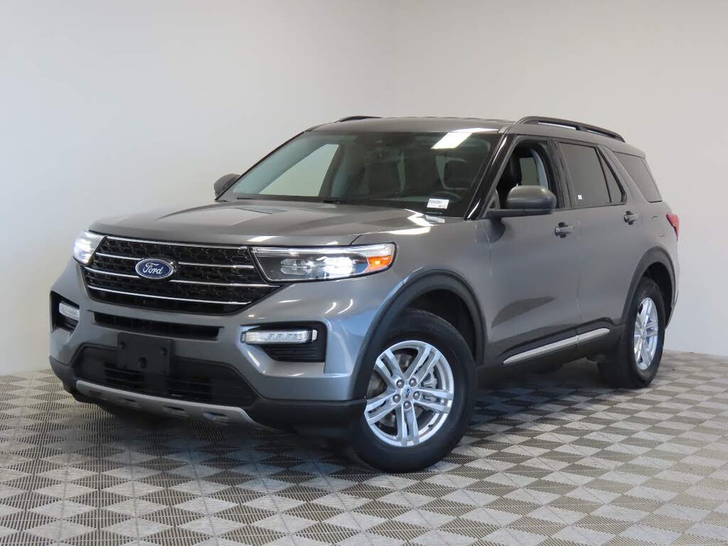 2023 Ford Explorer XLT AWD