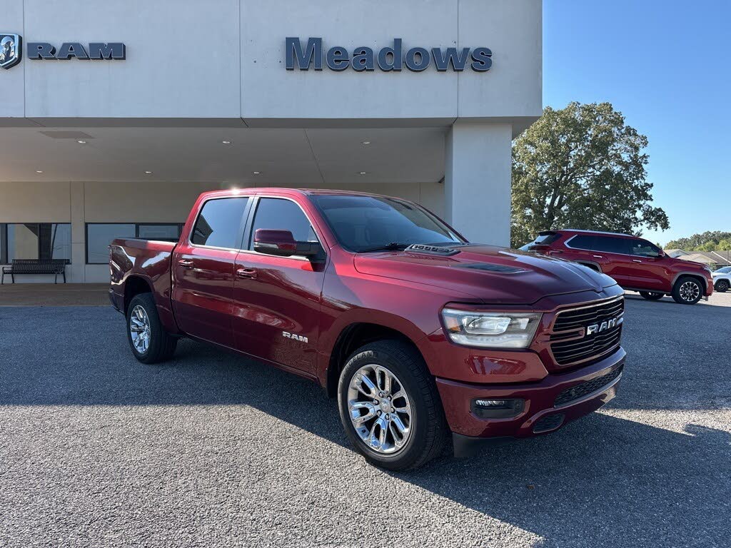 2023 RAM 1500 Laramie Crew Cab 4WD