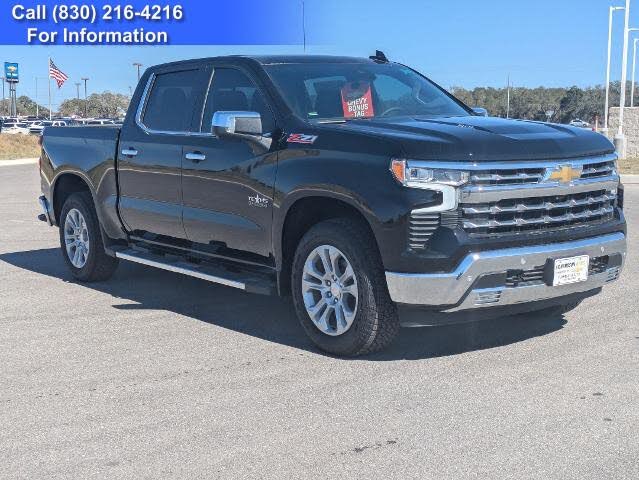 2025 Chevrolet Silverado 1500 LTZ Crew Cab 4WD